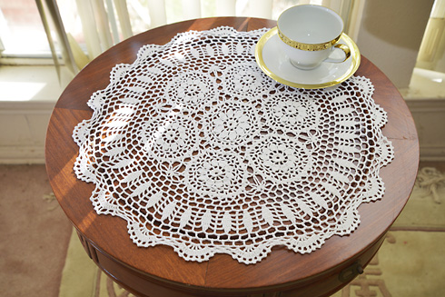 crochet round doily. 18" round. white color. 2 pieces